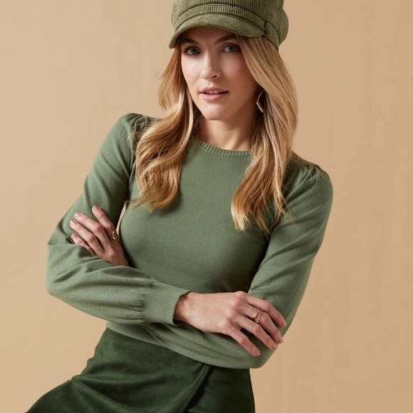 NWT Francesca’s Mi Ami Puff Sleeve Tie-Back Sweater in Sage - Picture 2 of 11